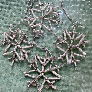 Set 4 White and Silver Snowflake Ornaments